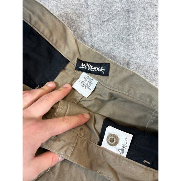 Vintage Y2K Billabong Relaxed Fit Cargo Shorts Mens 32 Khaki Baggy Utility Work - Picture 6 of 9